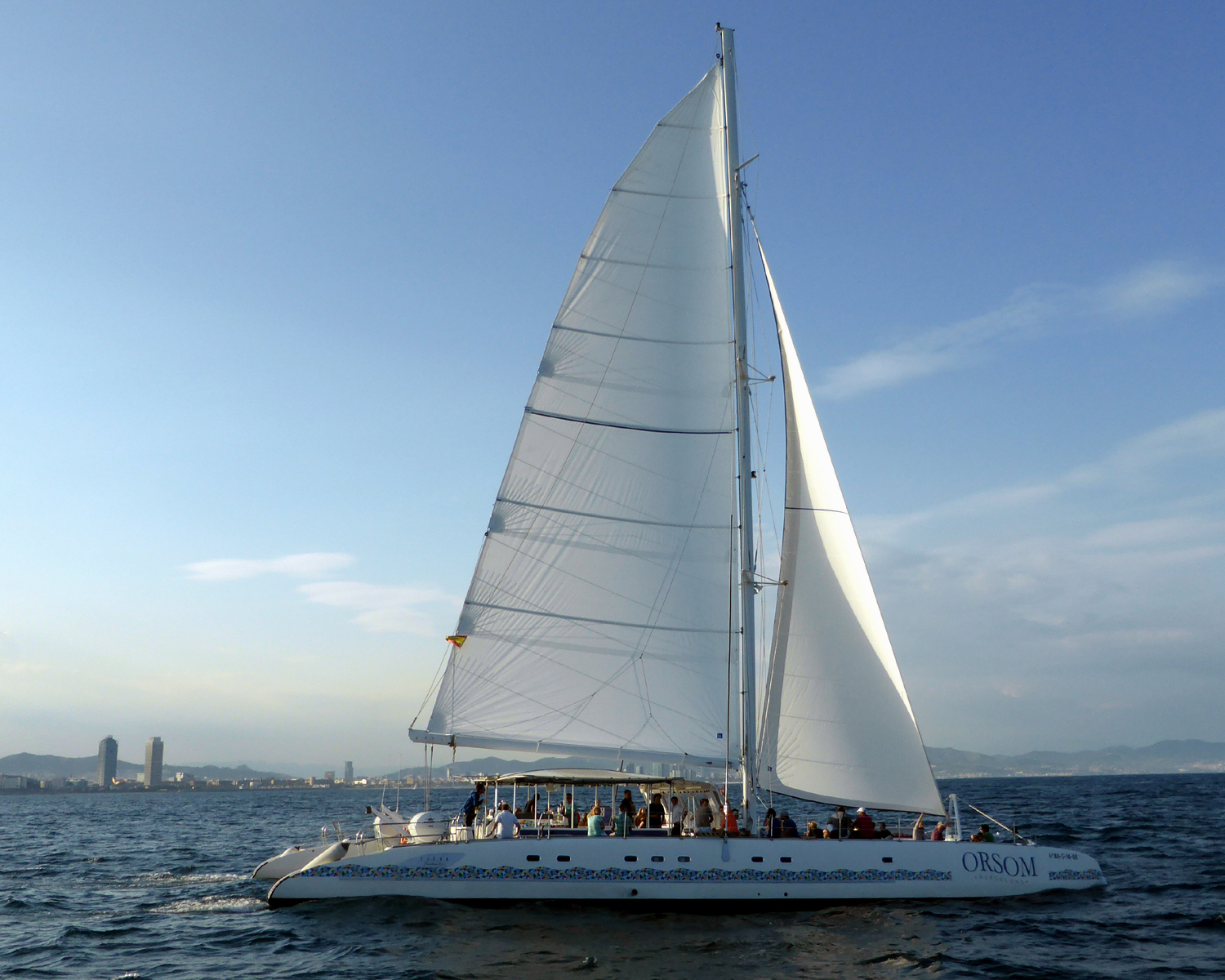 Catamaran 100