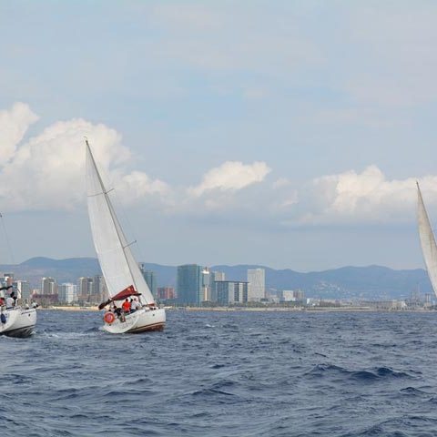 a small boat in a body of water